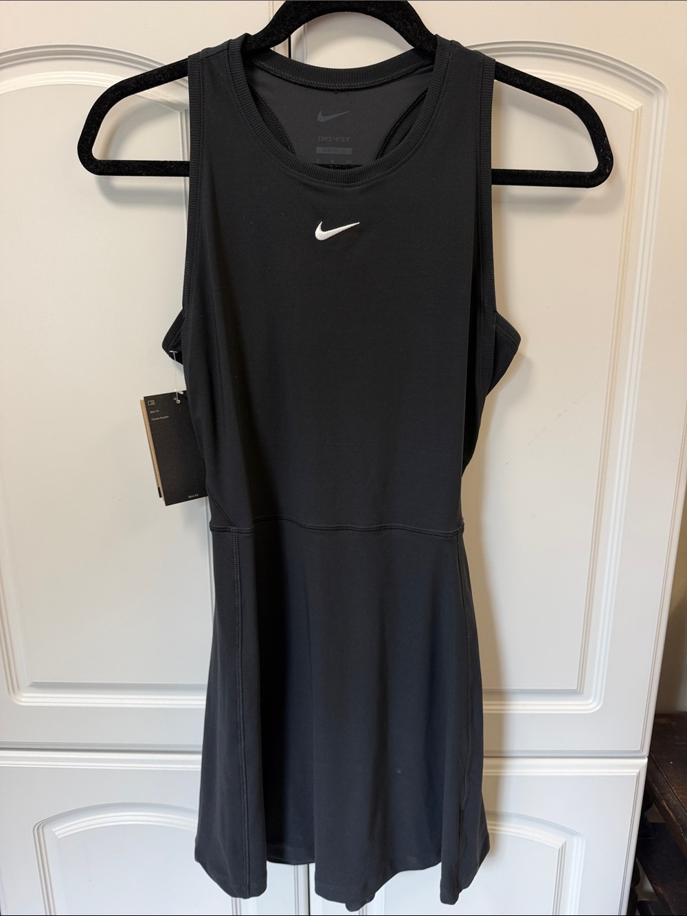 NWT Nike Women's Black Dri-FIT Tennis Dress SIZE Small slim-fit (or pickleball)